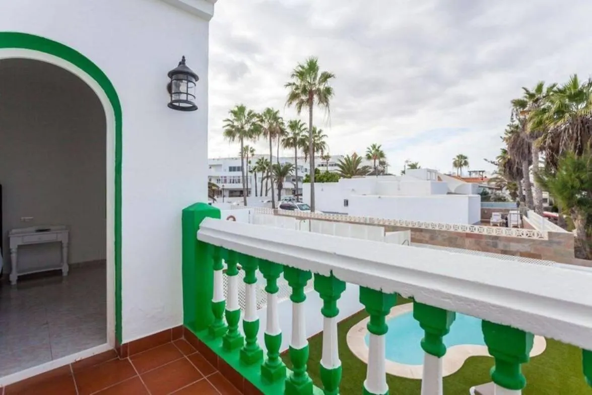 Corralejo Beach Villa With Private Pool, Bbq, Wifi At Galera Beach