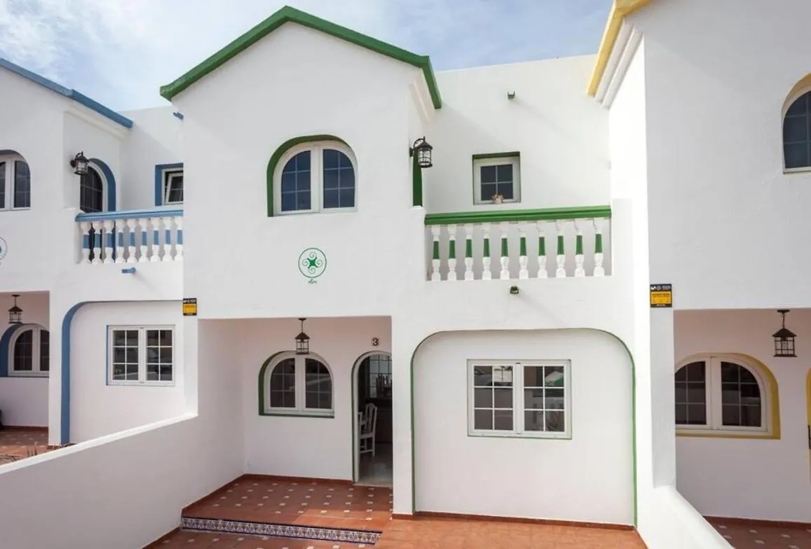 Corralejo Beach Villa With Private Pool, Bbq, Wifi At Galera Beach