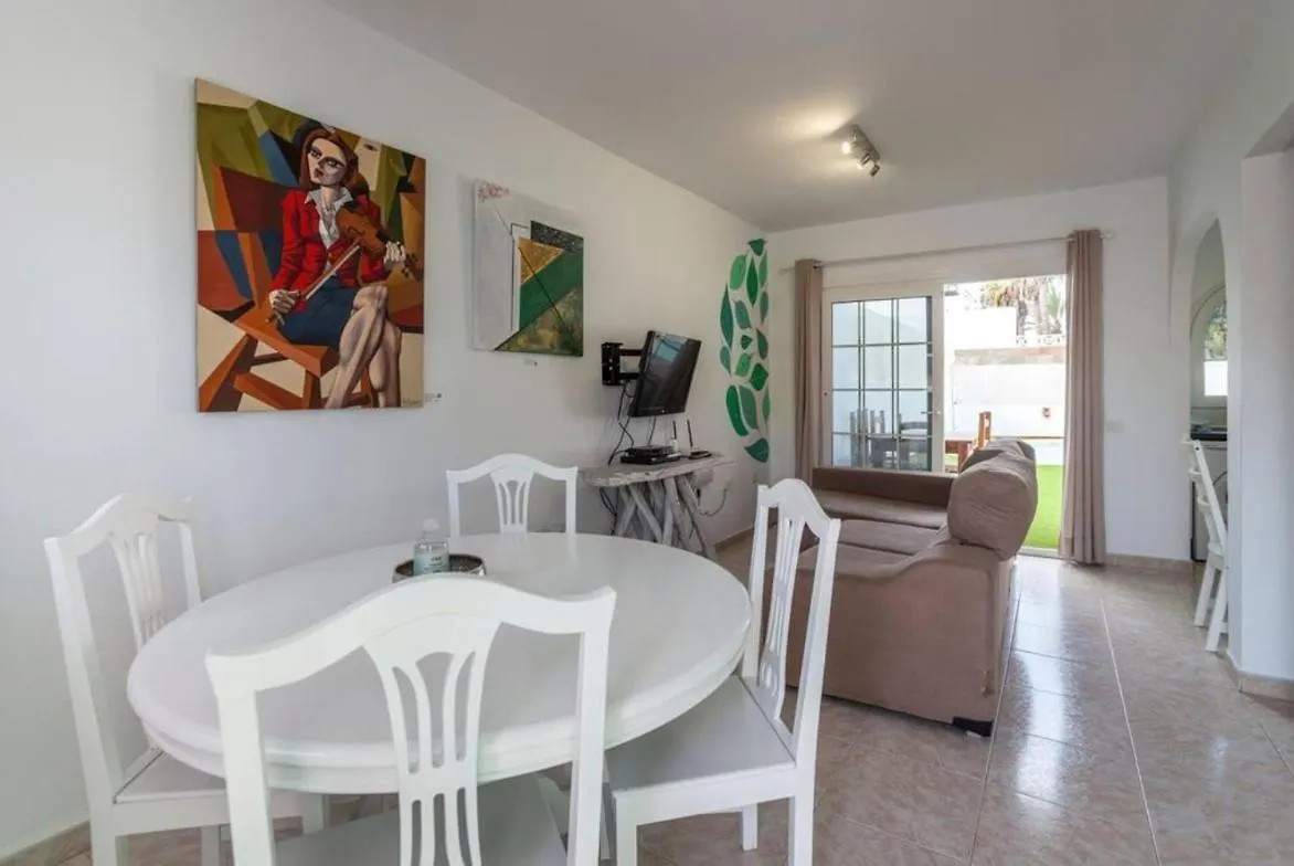 Corralejo Beach Villa With Private Pool, Bbq, Wifi At Galera Beach 0*,  Spain