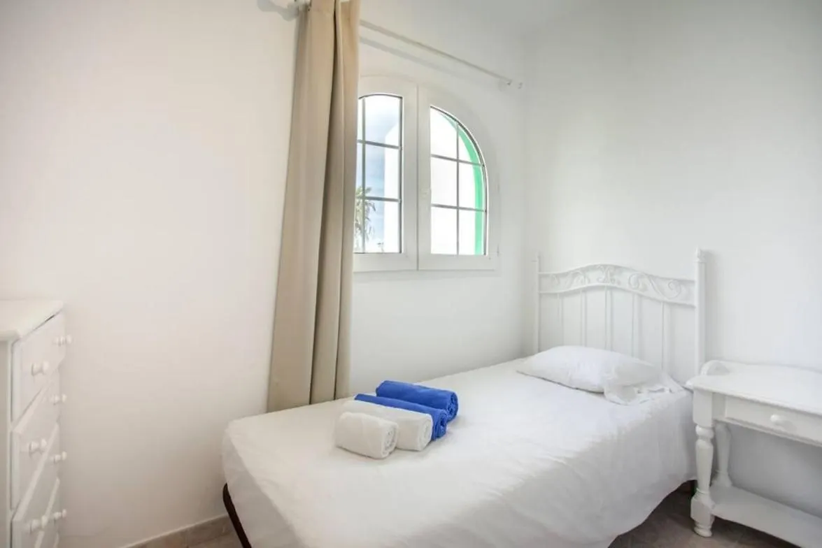 Corralejo Beach Villa With Private Pool, Bbq, Wifi At Galera Beach